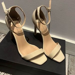 Brand new shoes! Never worn!